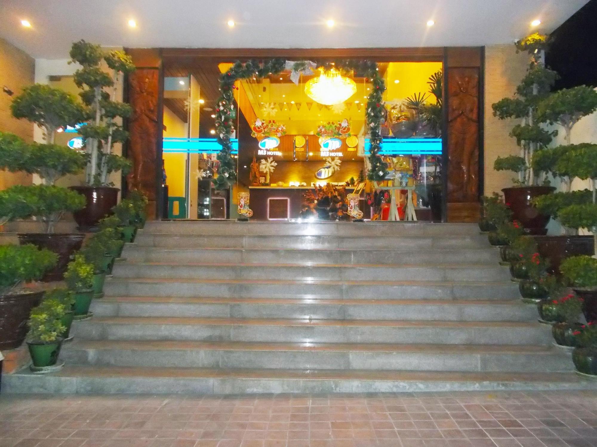 M3 호텔 만달레이 외부 사진